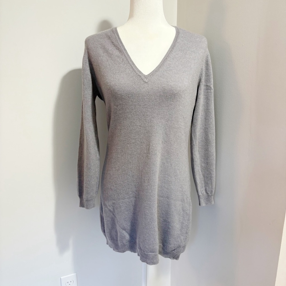 Johnstons of Elgin Cashmere Sweater Dress Knee Length Gray Size Medium V Neck